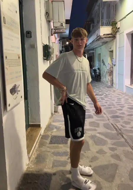 Я Jakub, 25, знакомлюсь без обязательств в Хшанувших