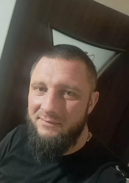 Слава Артист из Славянска, ищу на сайте знакомства без обязательств