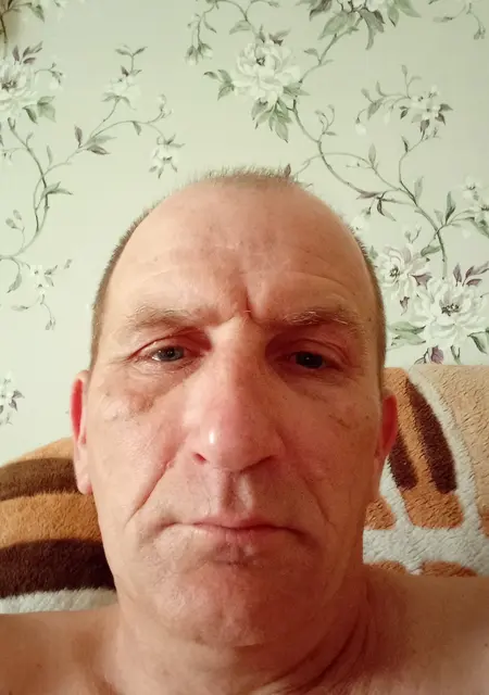 Я Виктор, 53, из Минска, ищу знакомство для приятного времяпровождения