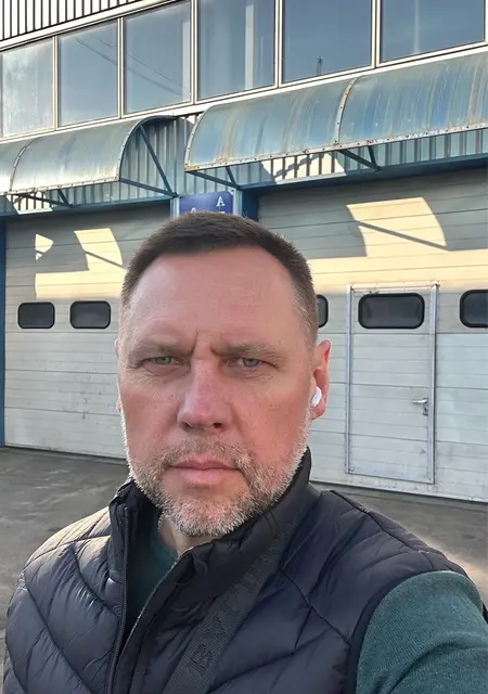 Гена из Киева, ищу на сайте общение