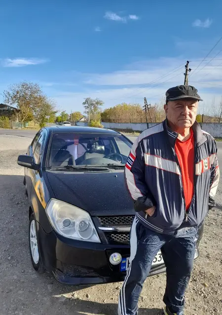 Я Александр, 60, из Днепра, ищу знакомство для совместных путешествий