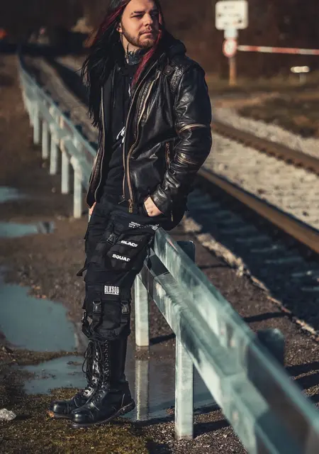 Я Ares, 22, из Мюнхена, ищу знакомства без обязательств