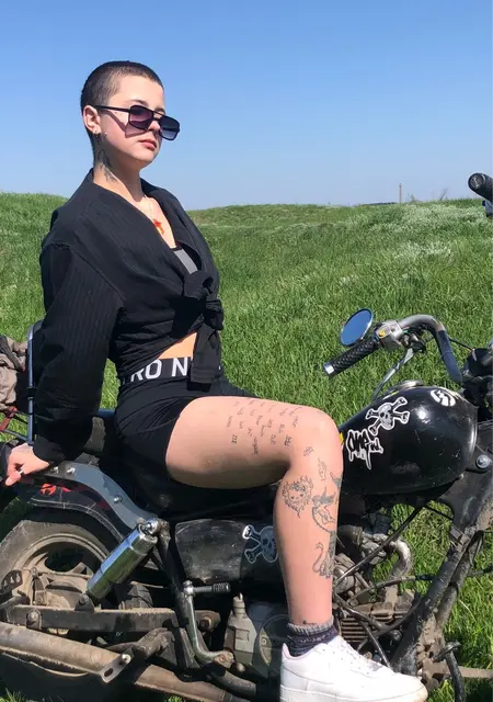 Екатерина из Днепра, мне 19, познакомлюсь без обязательств