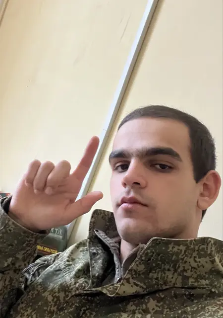 Я Guardiani, 25, из Вашингтона, ищу знакомства на одну ночь