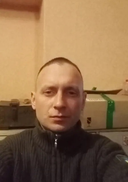 Саня из Вышгорода, мне 34, познакомлюсь для приятного времяпровождения