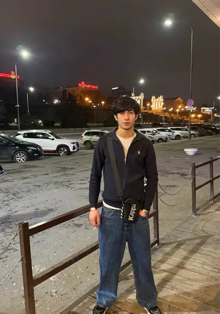 Artyom из Еревана, ищу на сайте дружбу