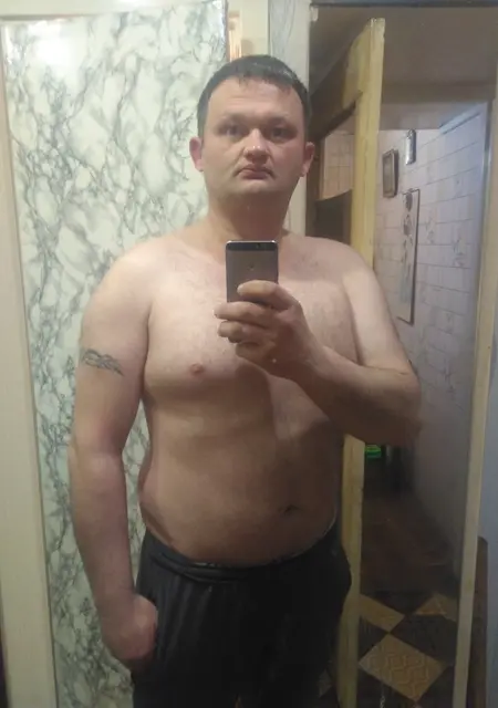 Андрей из Черкасс, мне 38, познакомлюсь на одну ночь