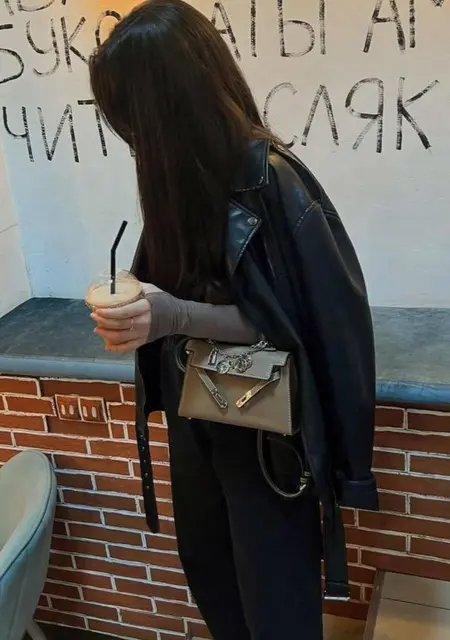 Диана из Ямунанагар, мне 27, познакомлюсь без обязательств