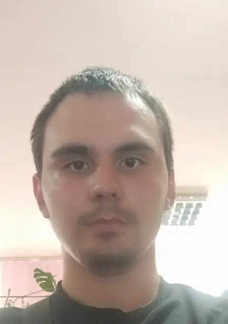 Олександр из Винницы, мне 21, познакомлюсь для совместных путешествий