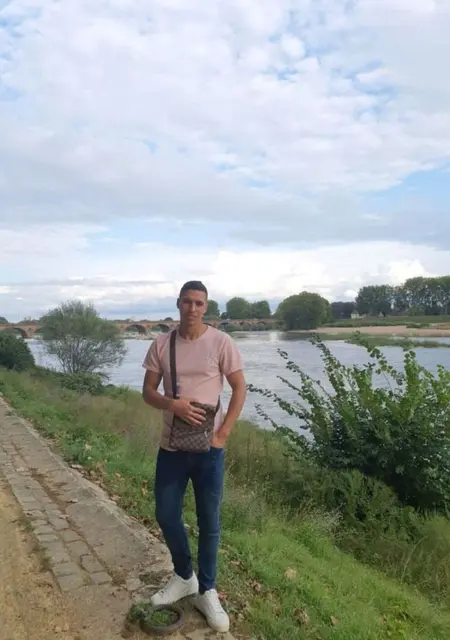 Я Mlv, 22, знакомлюсь в Мадриде