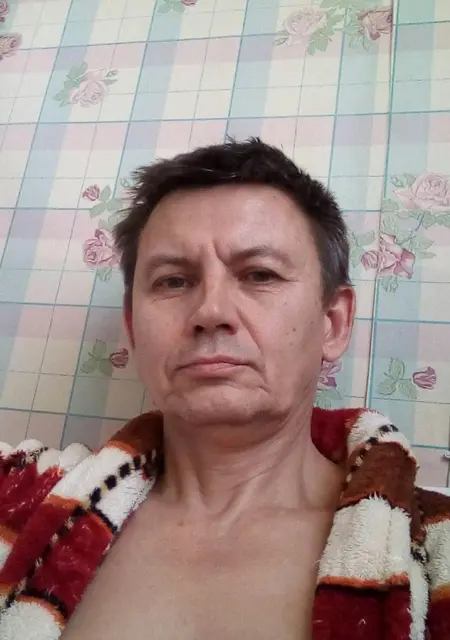 Максим из Шымкента, мне 50, познакомлюсь на одну ночь