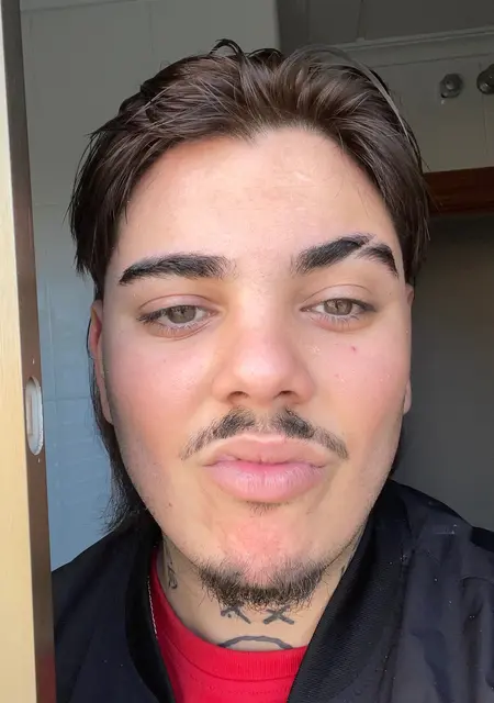 Jose из Гуадис, ищу на сайте знакомства на одну ночь