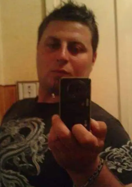 Florin из Бухареста, мне 45, познакомлюсь