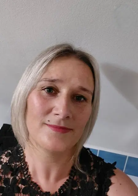 Я Sabrina, 38, из Парижа, ищу знакомство