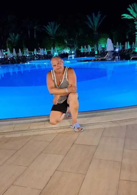 Я Smugljonok, 56, из Риги, ищу знакомства на одну ночь