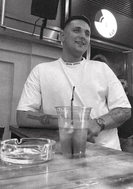 Я Misha, 27, знакомлюсь для открытые отношения в Полоцке