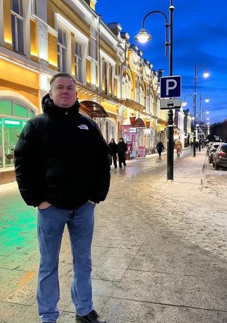 Я Петр, 45, знакомлюсь для совместных путешествий в Осло