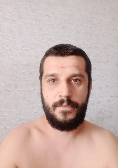 Я Дмитрий, 41, из Днепра, ищу знакомства на одну ночь