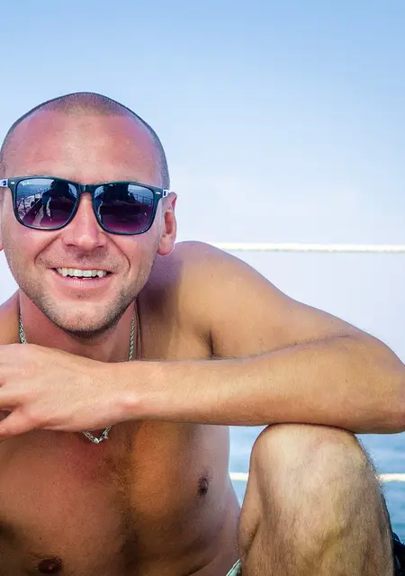 Я Міке, 41 років з Броди, шукаю знайомство для постійних стосунків