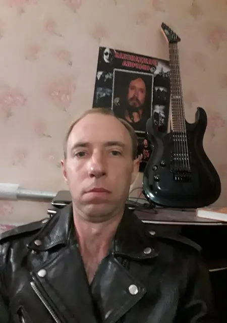 Сергей з Золочів, мені 47 років, познайомлюсь без зобов'язань