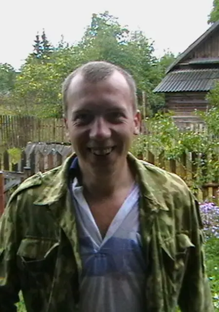 Я Анатолий, 44, из Березина, ищу знакомство для общения