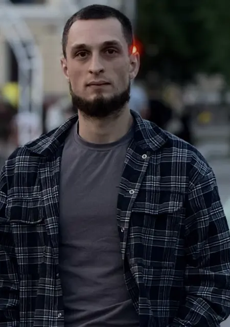 Dima из Киева, мне 25, познакомлюсь для открытые отношения