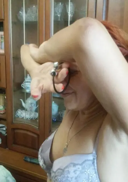 Я Lena, 53, знакомлюсь без обязательств в Днепре