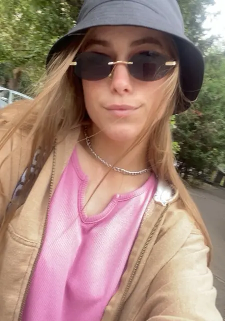 Софья из Одессы, ищу на сайте знакомства на одну ночь