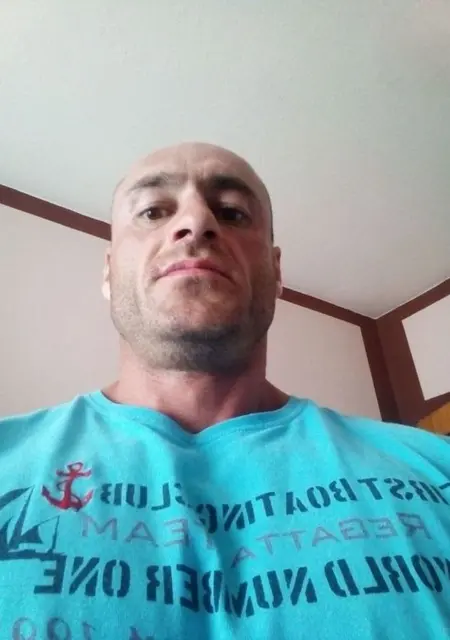 Я Roman, 42, знакомлюсь в Праге