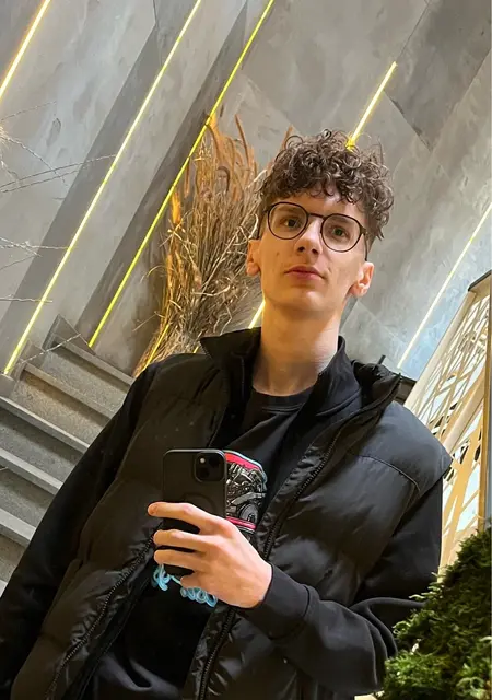 Я Olaf, 19, из Островец-Свентокшиский, ищу знакомства без обязательств