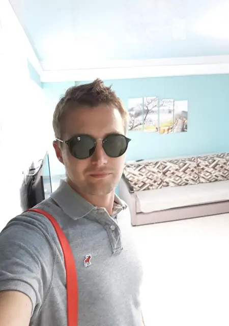 Я Артем, 39, из Днепра, ищу знакомства без обязательств