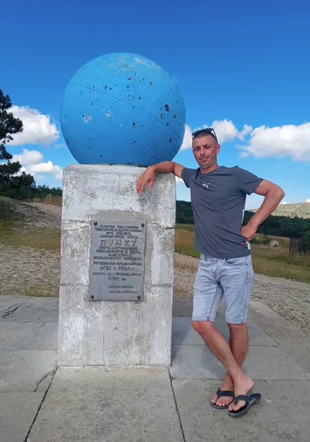 Стас из Новопскова, мне 46, познакомлюсь без обязательств