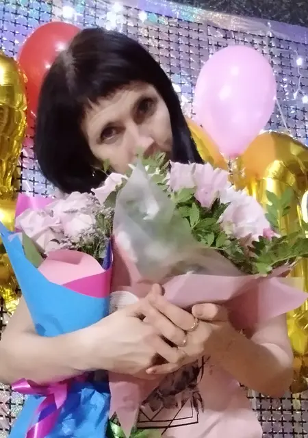 Liza з Києва, шукаю на сайті знайомства без зобов'язань