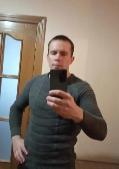 Сергей из Полоцка, мне 28, познакомлюсь на одну ночь