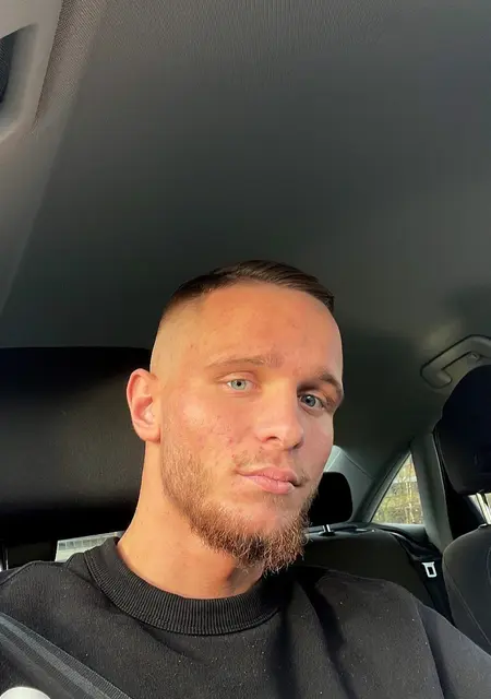 Я Denko, 22, из Гётеборга, ищу знакомство для дружбы