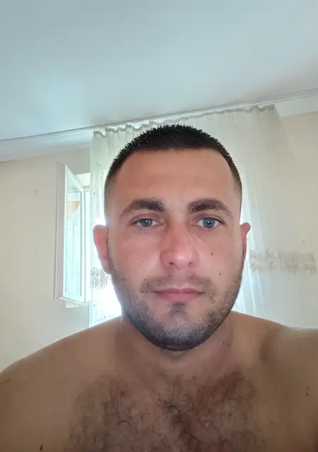 Я Viktor, 33 років з Івано-Франківська, шукаю знайомство для приємного проведення часу