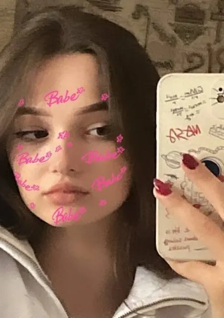 Марго из Дубая, мне 25, познакомлюсь на одну ночь