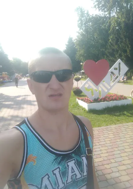 Dima из Лиды, мне 37, познакомлюсь на одну ночь