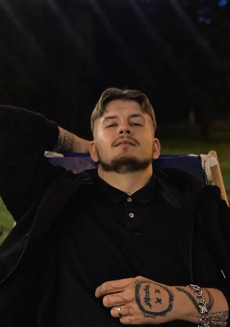 Мах з Києва, шукаю на сайті знайомства на одну ніч