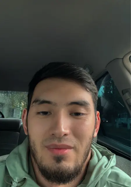 Maxat из Кокшетау, мне 26, познакомлюсь на одну ночь