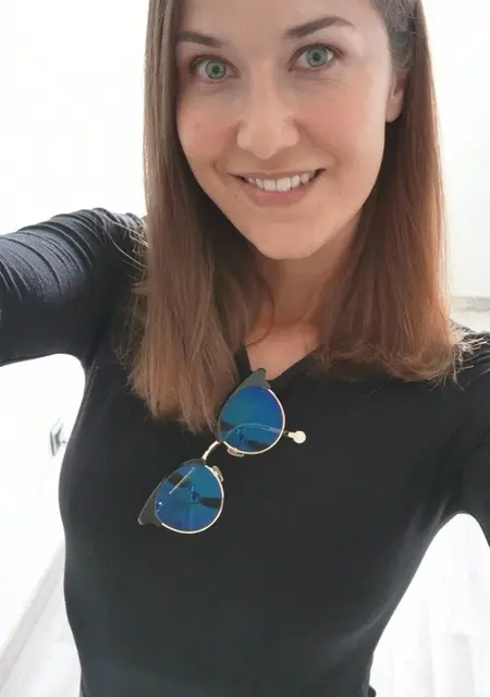 Я Sylvie, 40, из Динан, ищу знакомство для постоянных отношений