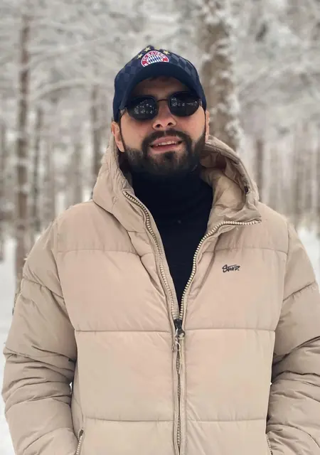 Шома из Баку, мне 32, познакомлюсь на одну ночь