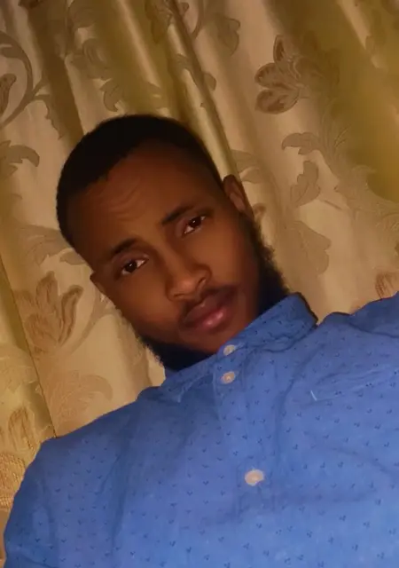 Hattim из Лондона, мне 26, познакомлюсь для постоянных отношений