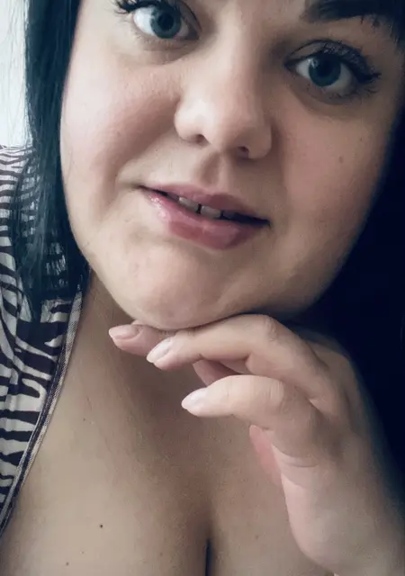 Я Дашка, 34, из Минска, ищу знакомство для постоянных отношений