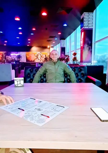 Я Колян, 29, знакомлюсь на одну ночь в Новопскове