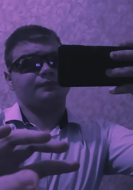 Я Евгений, 19, из Светлогорска, ищу знакомство для общения