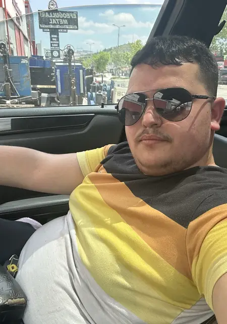 Я Velican, 19, знакомлюсь для постоянных отношений в Измире