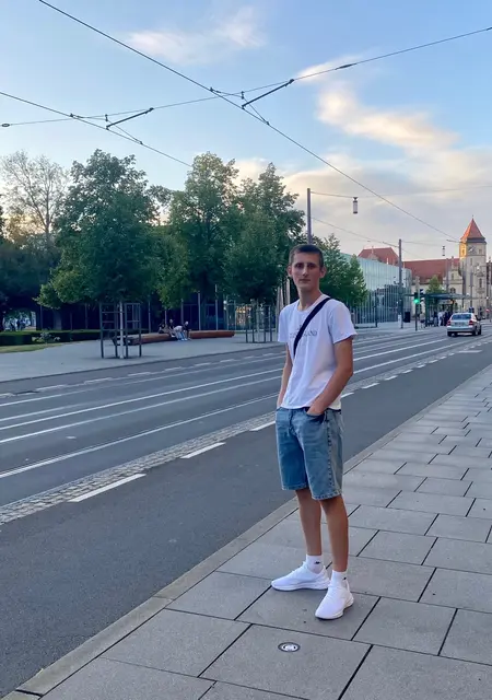 Я Ілля, 37, из Каменца-Подольского, ищу знакомство для вирта