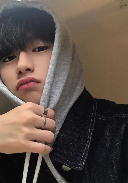 Я Женя, 27, знакомлюсь без обязательств в Могилёве