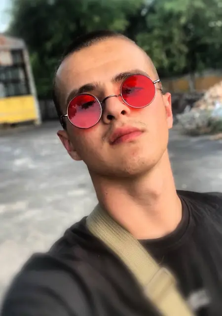 Яша из Киева, ищу на сайте дружбу